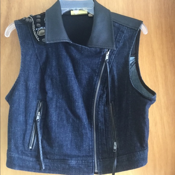 princess vera wang Jackets & Blazers - Princess Vera Wang Denim Vest